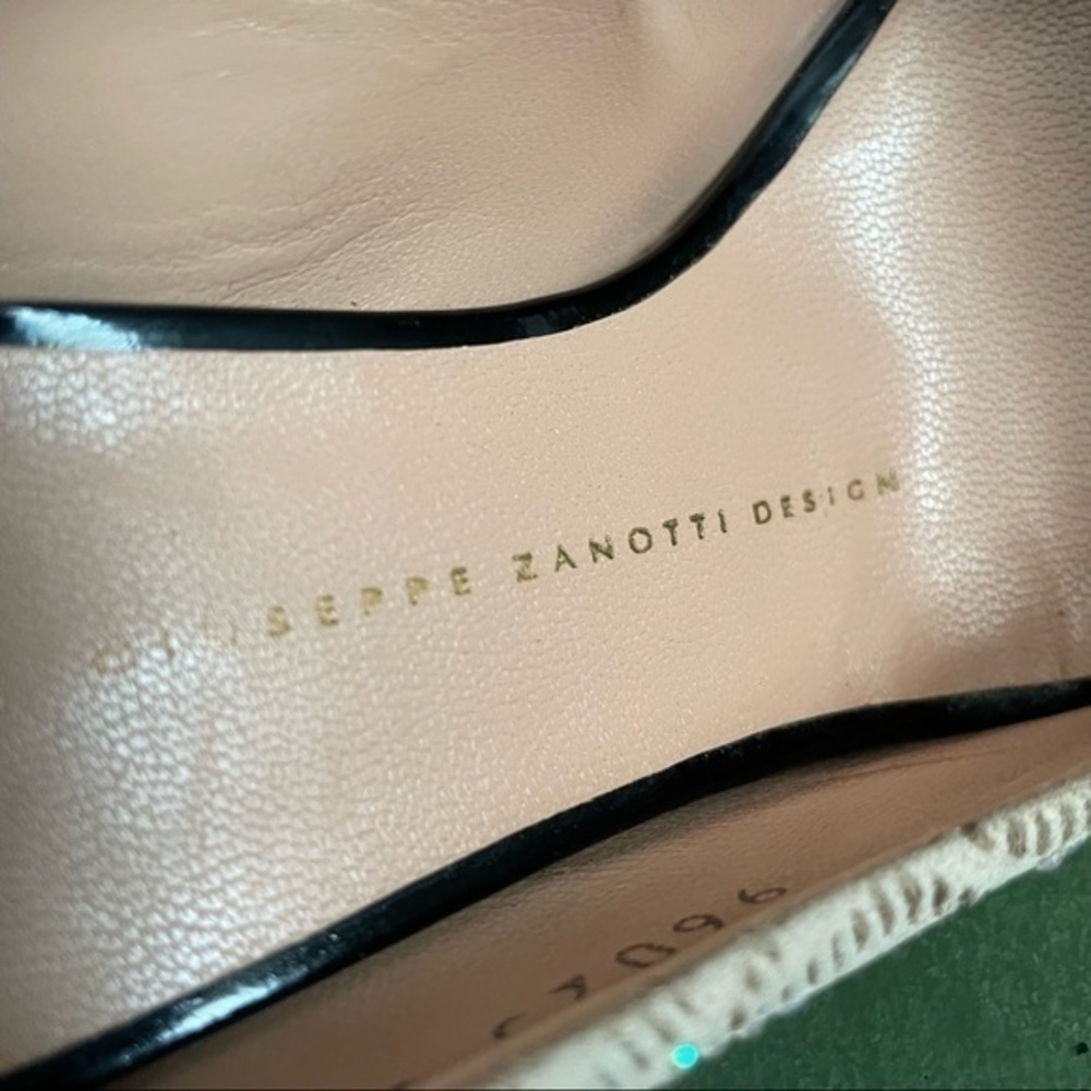 Giuseppe Zanotti Peep Toe Crystal-Dotted High Heels *Italy* - Picture 14 of 14